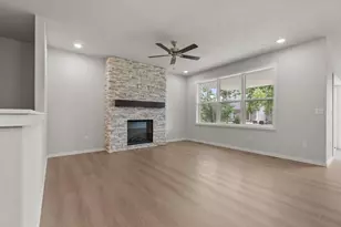 3601 E Gladiolus Pl, Appleton, WI 54913 - Photo 2