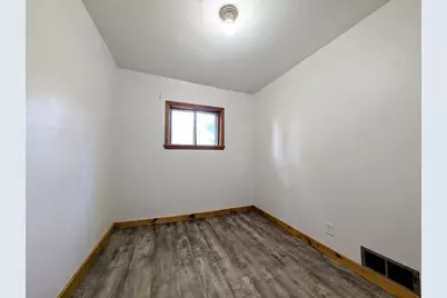 725 Main Street, Wrightstown, WI 54180 - Photo 14