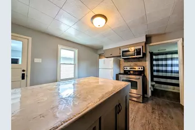 725 Main Street, Wrightstown, WI 54180 - Photo 6
