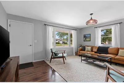 1718 Schaefer Circle, Appleton, WI 54915 - Photo 10