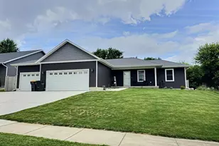 336 Village Ln, Ripon, WI 54971 - Photo 28