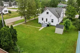 415 N Main St, Oconto Falls, WI 54154 - Photo 2