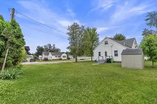 415 N Main St, Oconto Falls, WI 54154 - Photo 26
