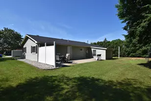 426 E Green Meadow Dr, Wautoma, WI 54982 - Photo 16