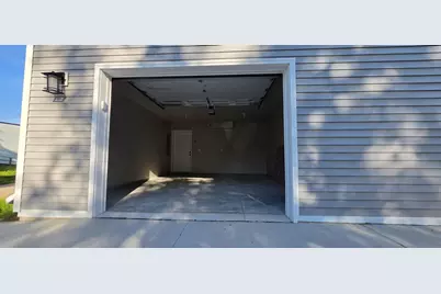 815 N Webster Avenue, Green Bay, WI 54302 - Photo 16