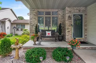 1910 E Sylvan Ave, Appleton, WI 54915 - Photo 8