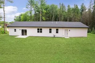 601 Rainbow Cir, Peshtigo, WI 54157 - Photo 8
