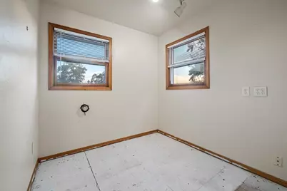 1609 Kimball Street, Green Bay, WI 54302 - Photo 18