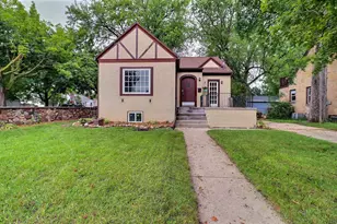 221 Gray St, Green Bay, WI 54303 - Photo 1