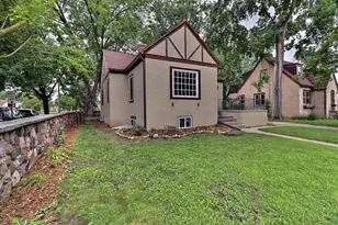 221 Gray St, Green Bay, WI 54303 - Photo 36