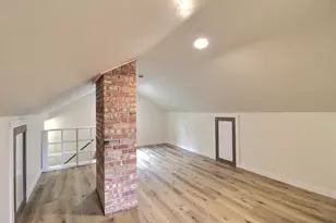 221 Gray St, Green Bay, WI 54303 - Photo 24