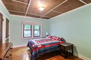 221 Gray St, Green Bay, WI 54303 - Photo 8