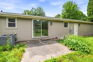 519 Robert Ln, Green Bay, WI 54311 - Photo 28