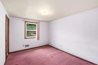 519 Robert Lane, Green Bay, WI 54311 - Photo 16