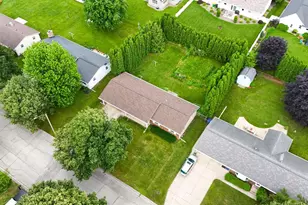 519 Robert Ln, Green Bay, WI 54311 - Photo 34
