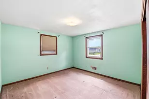 519 Robert Ln, Green Bay, WI 54311 - Photo 14