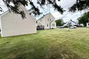 628 Roosevelt St, Waupun, WI 53963 - Photo 28