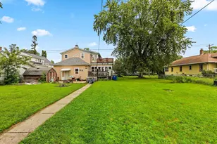 1352 Day St, Green Bay, WI 54302 - Photo 6