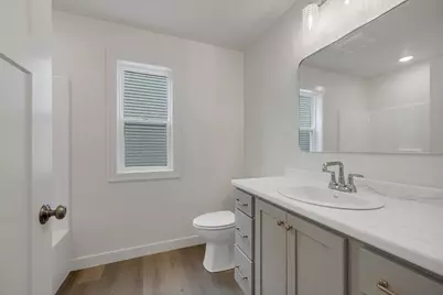 2480 Brenner Place, Green Bay, WI 54301 - Photo 32