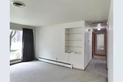1303 S Fisk Street, Green Bay, WI 54304 - Photo 6