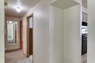 1303 S Fisk St, Green Bay, WI 54304 - Photo 16