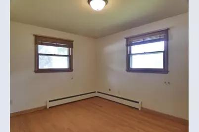 1303 S Fisk Street, Green Bay, WI 54304 - Photo 24