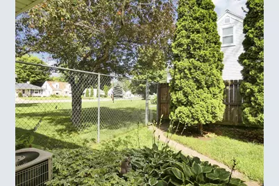 1303 S Fisk Street, Green Bay, WI 54304 - Photo 38