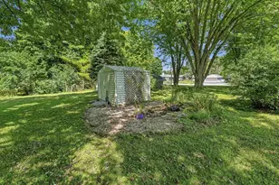709 Memorial Dr, Kewaskum, WI 53040 - Photo 24