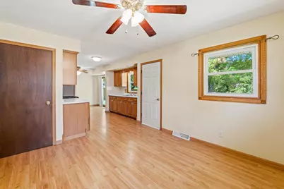 709 Memorial Drive, Kewaskum, WI 53040 - Photo 10