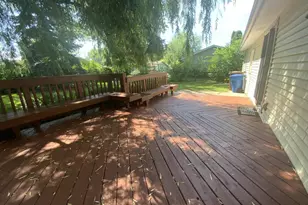 1129 Alva St, Menasha, WI 54952 - Photo 10