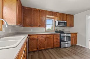 625 S Watertown St, Waupun, WI 53963 - Photo 12