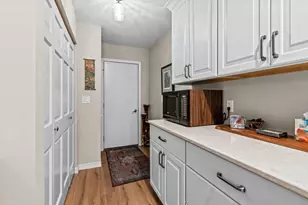 91 Spencer Village Ct, Appleton, WI 54914 - Photo 8