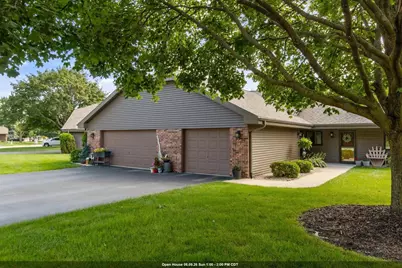 91 Spencer Village Court, Appleton, WI 54914 - Photo 1