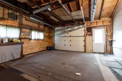1073 Caroline Street, Green Bay, WI 54303 - Photo 18