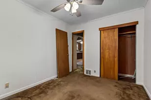 1073 Caroline St, Green Bay, WI 54303 - Photo 10