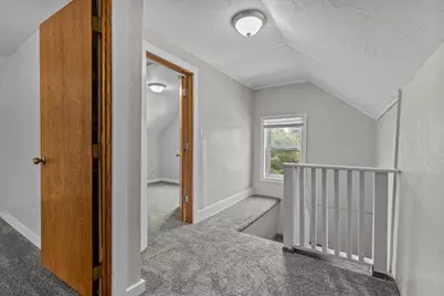 393 W Division Street, Fond du Lac, WI 54935 - Photo 18
