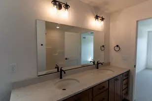 N9271 Anton St, Appleton, WI 54915 - Photo 18