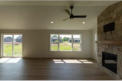 N9271 Anton Street, Appleton, WI 54915 - Photo 24