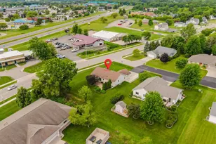 1202 Willow Bend Ln, Oshkosh, WI 54904 - Photo 34
