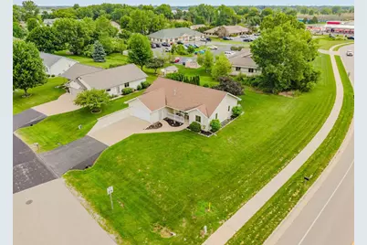 1202 Willow Bend Lane, Oshkosh, WI 54904 - Photo 28