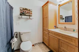 1202 Willow Bend Ln, Oshkosh, WI 54904 - Photo 12