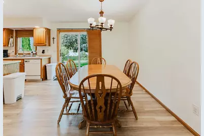 1202 Willow Bend Lane, Oshkosh, WI 54904 - Photo 4