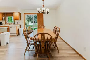 1202 Willow Bend Ln, Oshkosh, WI 54904 - Photo 4