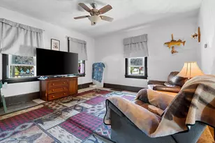 2101 Sherman St, Marinette, WI 54143 - Photo 2
