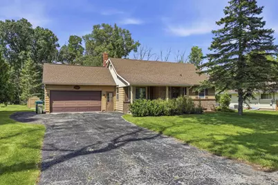 5400 Long Court, Appleton, WI 54914 - Photo 1