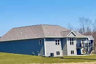 3811 Cooper Ct, Green Bay, WI 54313 - Photo 2