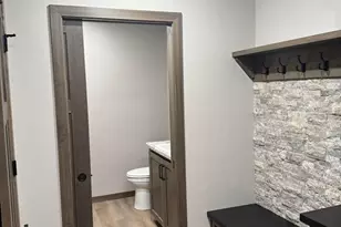 3811 Cooper Ct, Green Bay, WI 54313 - Photo 14