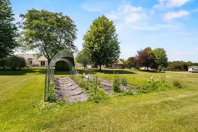 N9421 Olde Oak Tree Court, Appleton, WI 54915 - Photo 38