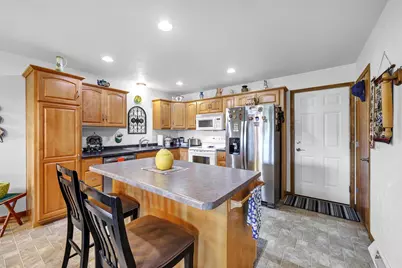 467 Longwood Lane, Wrightstown, WI 54180 - Photo 6