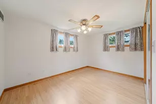 619 Riverview Dr, Winneconne, WI 54986 - Photo 16